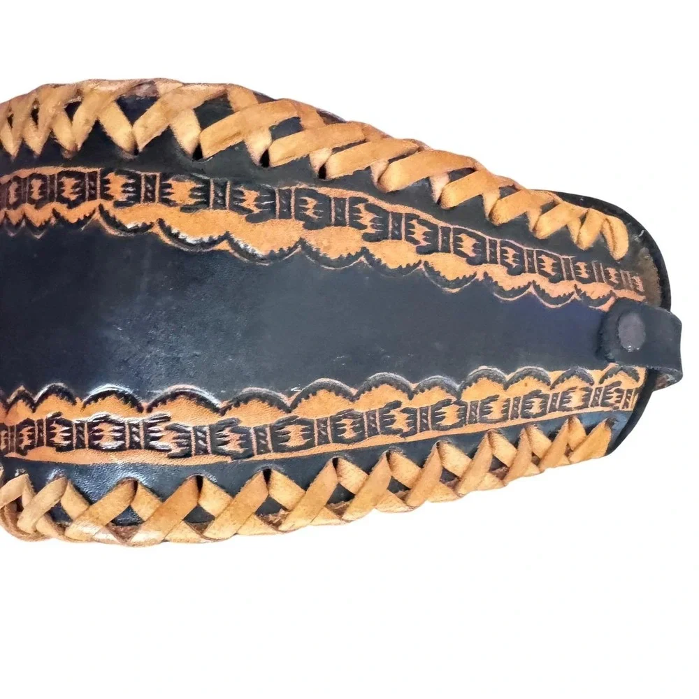 Vintage HandTooled‎ Leather Crossbody Mexico Aztec Mayan Calendar Boho Preloved
